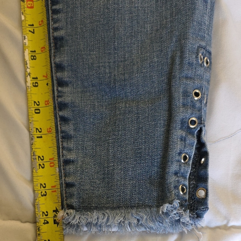 Rebel Wilson Angels "The Dazzler" Ankle Cropped Jeans with Frayed Hem Size 16W - Picture 4 of 10